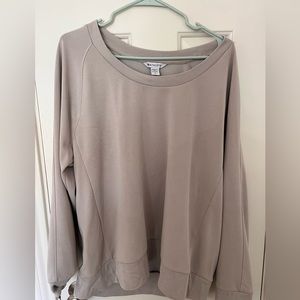 Athleta Seasoft Scoop Neck Sweatshirt. Abalone Grey. XL.
